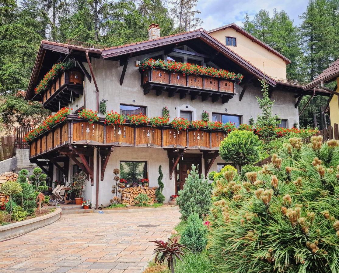 Amor Tirol Busteni (Adults Only) Exterior foto